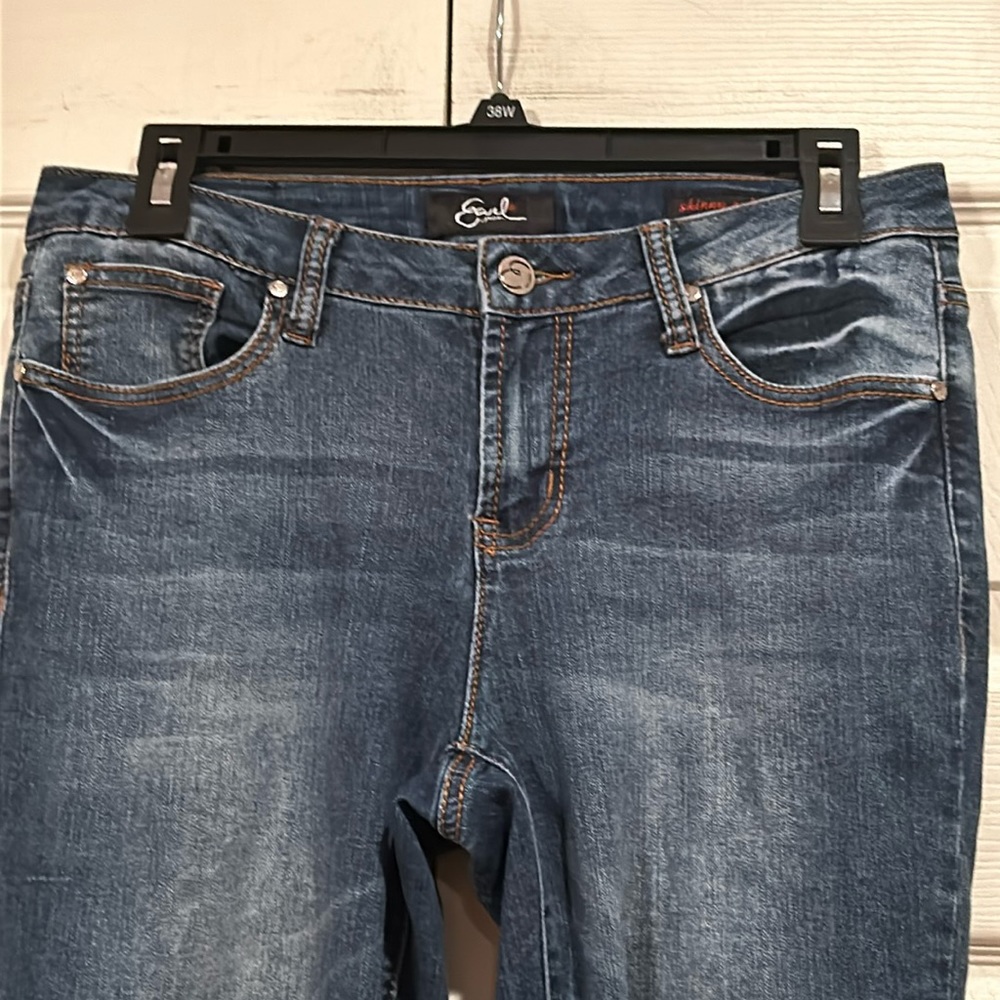 Earl Jean sz 6 - Skinny Ankle - Denim - Modified Hem at 27”